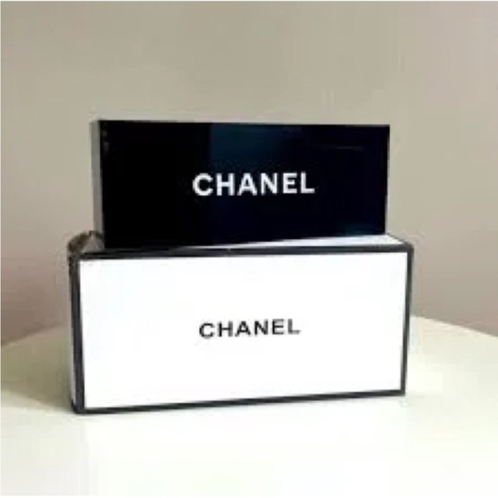 ✨NIB! CHANEL Vanity 3 Compartment Acrylic Cosmetic Organizer